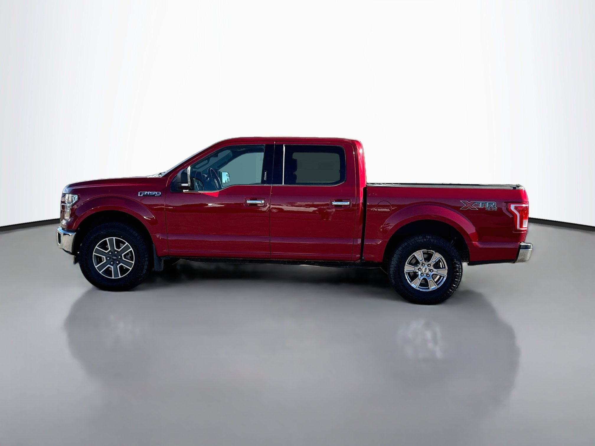 Used 2015 Ford F-150 XLT Truck SuperCrew Cab