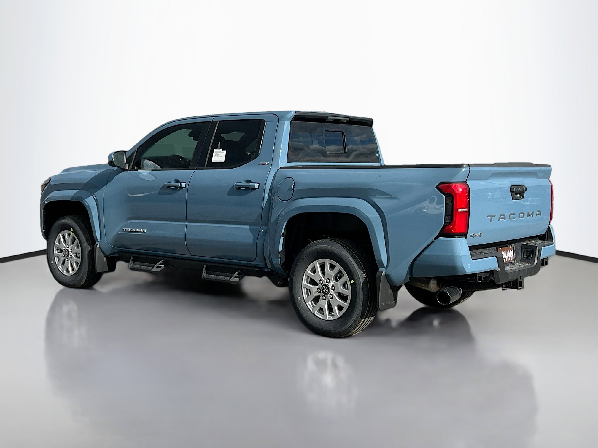 2026 Toyota Tacoma SR5 photo 4