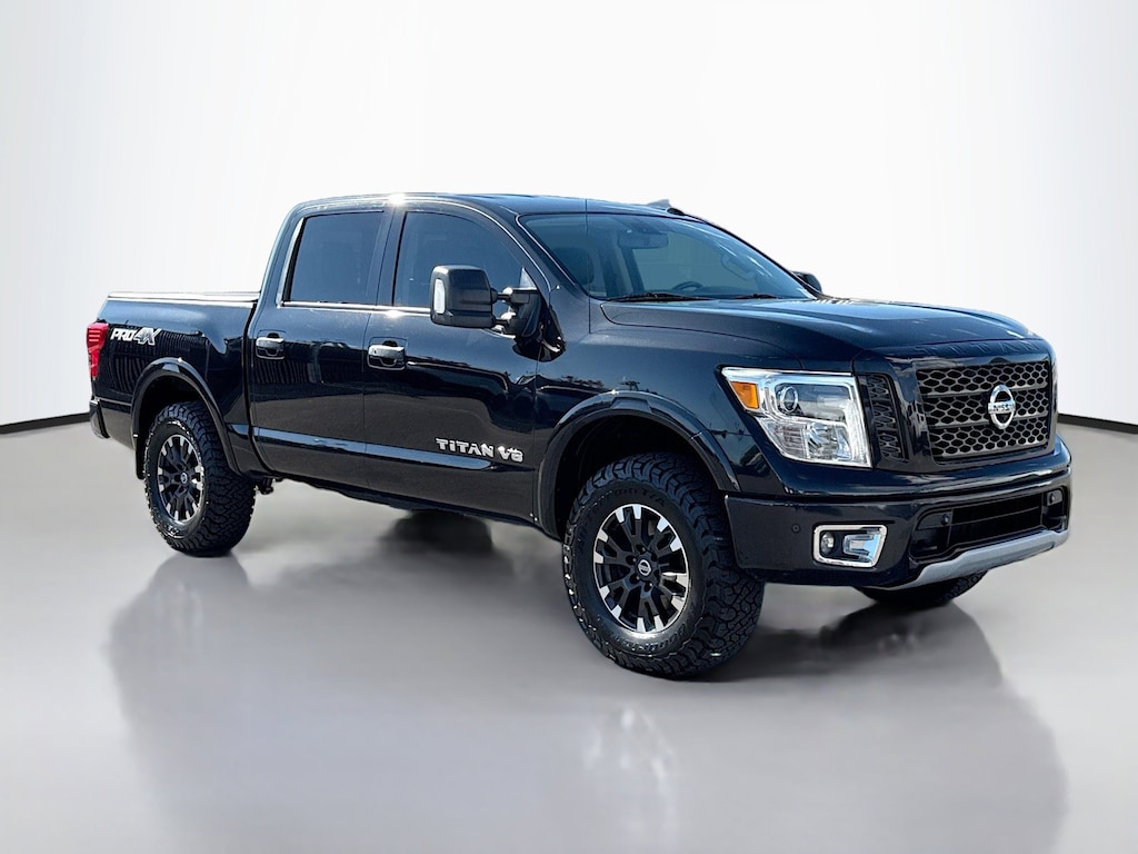 Used 2019 Nissan Titan PRO-4X Truck Crew Cab