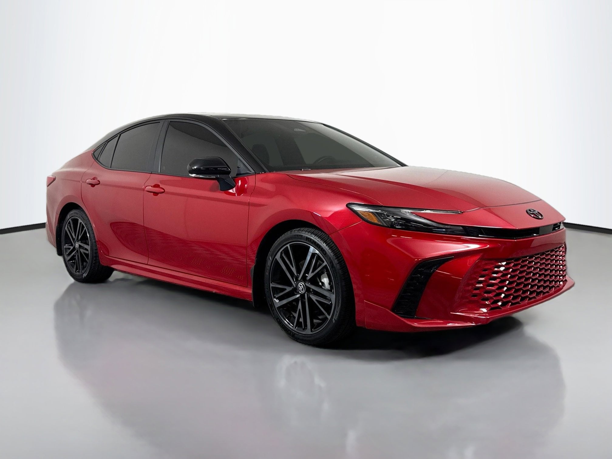 2025 Toyota Camry XSE AWD Hybrid's photo