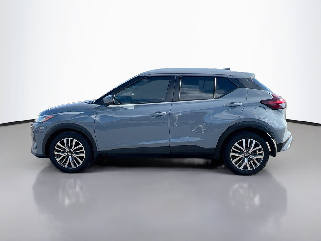 Used 2021 Nissan Kicks SV SUV