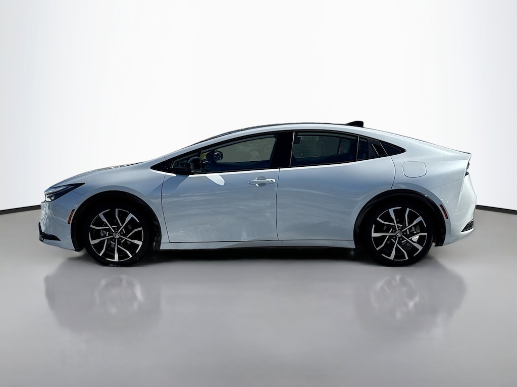 Used 2026 Toyota Prius Plug-In Hybrid XSE Premium Hatchback