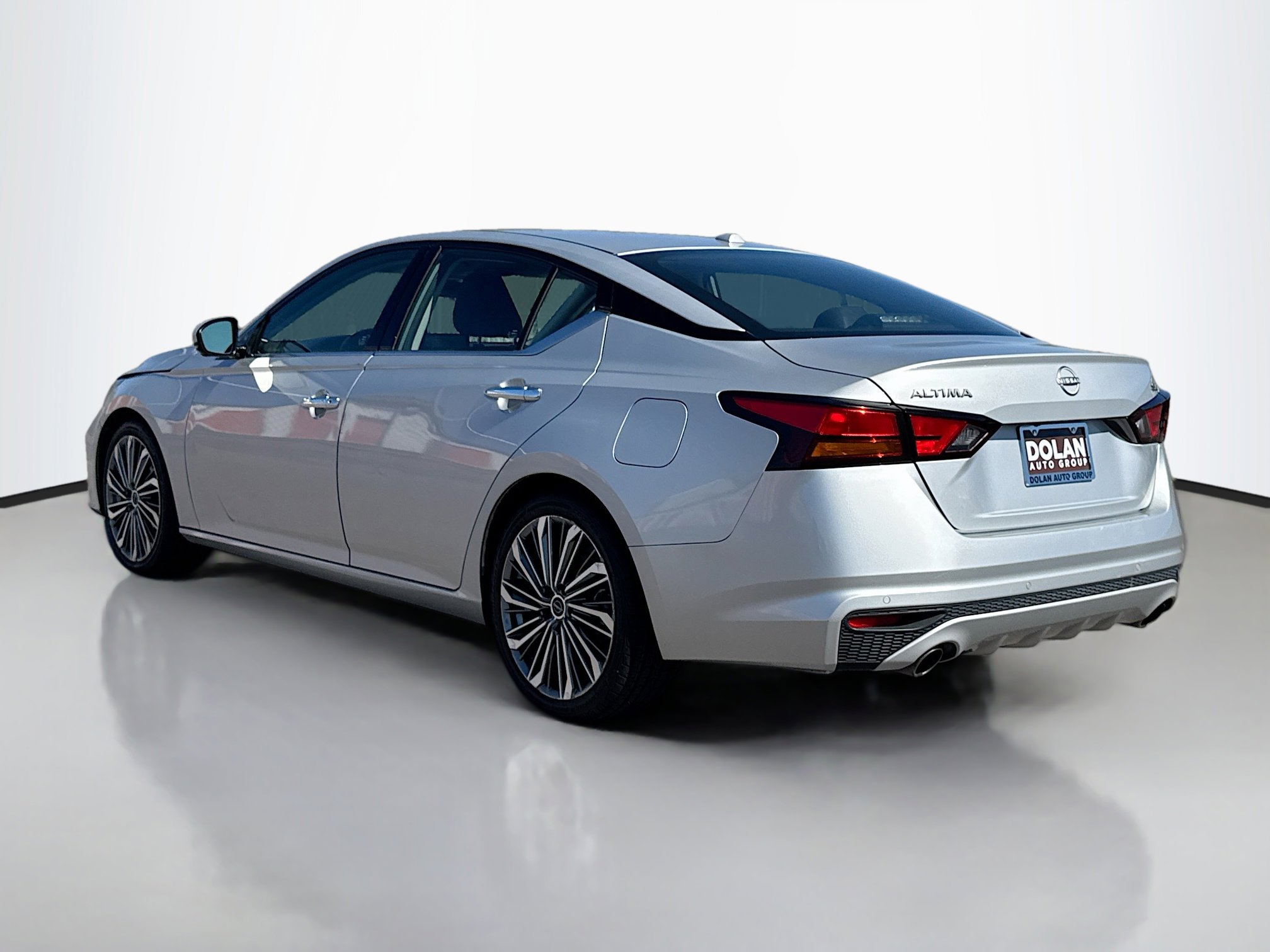 2023 Nissan Altima 2.5 SL photo 4