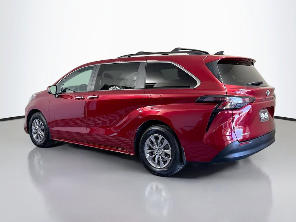 Certified 2025 Toyota Sienna XLE Van Passenger Van