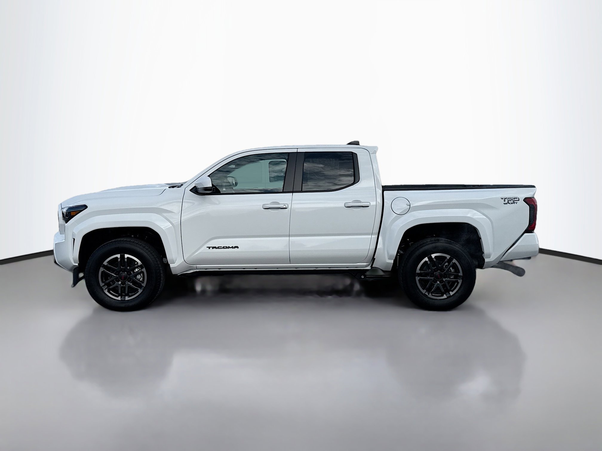 2025 Toyota Tacoma TRD Sport Double Cab photo 3