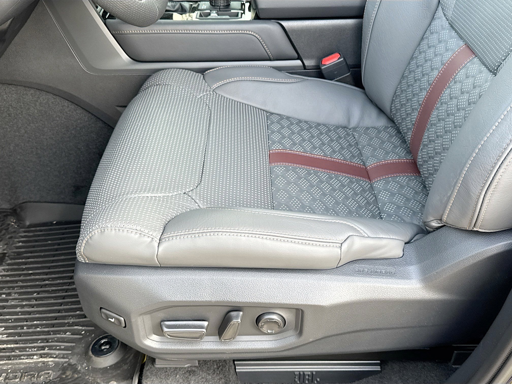 2026 Toyota Tundra Capstone - Photo 36