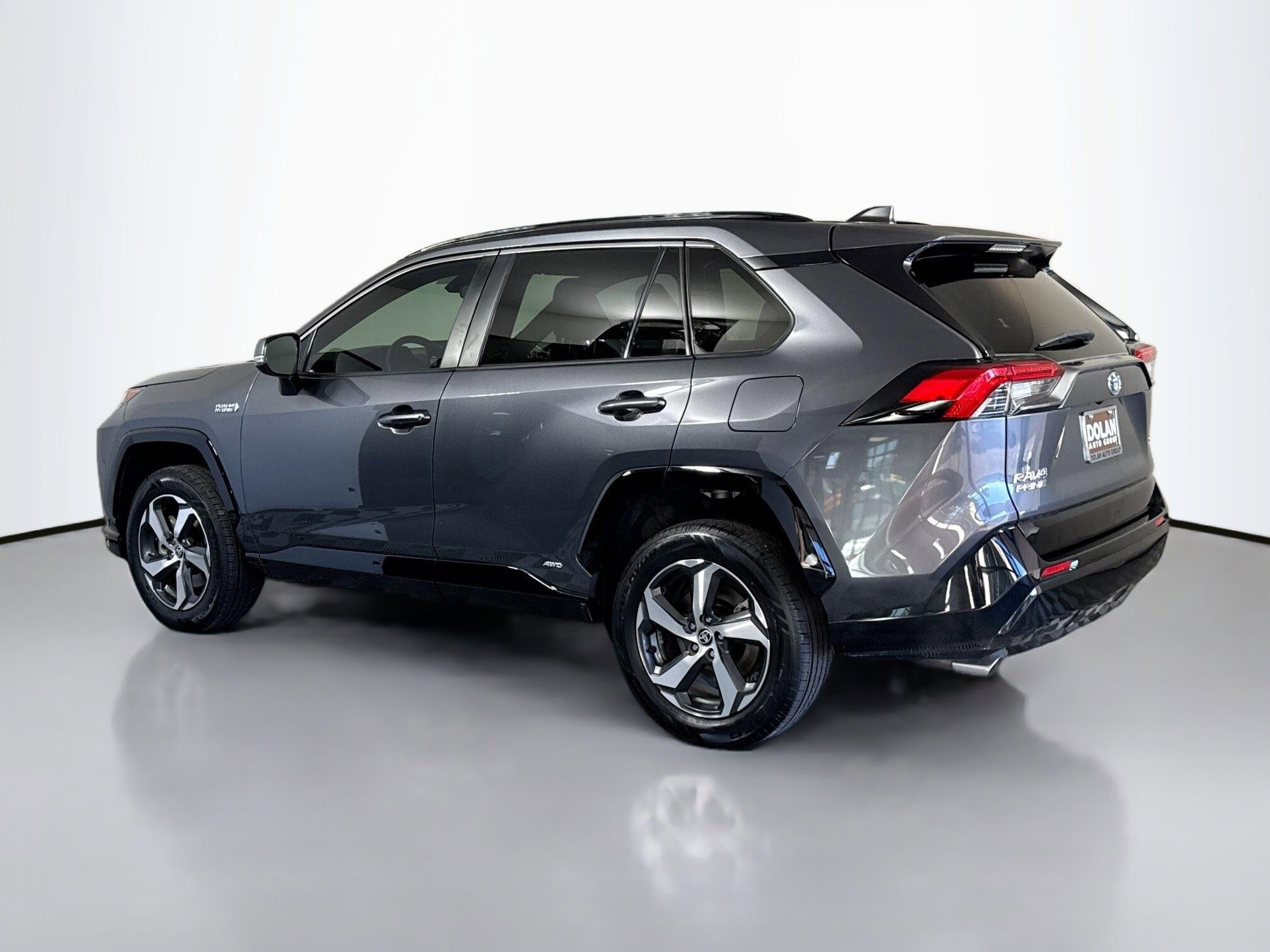 2022 Toyota RAV4 Prime SE photo 3