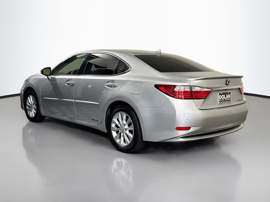 Used 2013 Lexus ES 300h Sedan