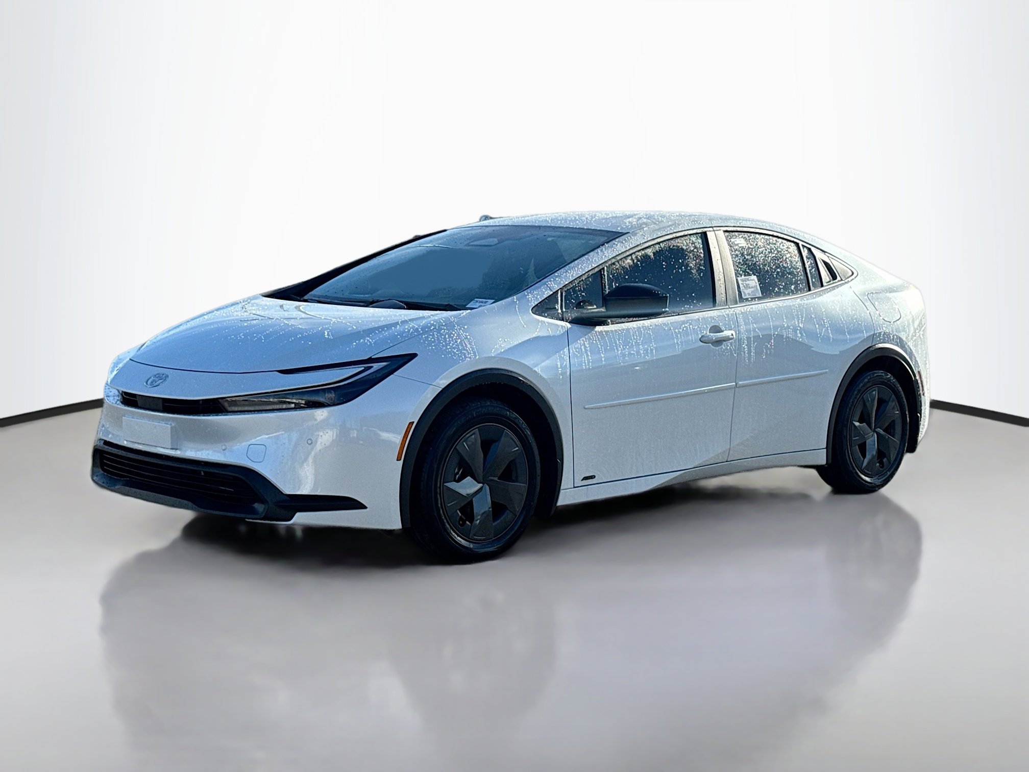 2026 Toyota Prius LE photo 2