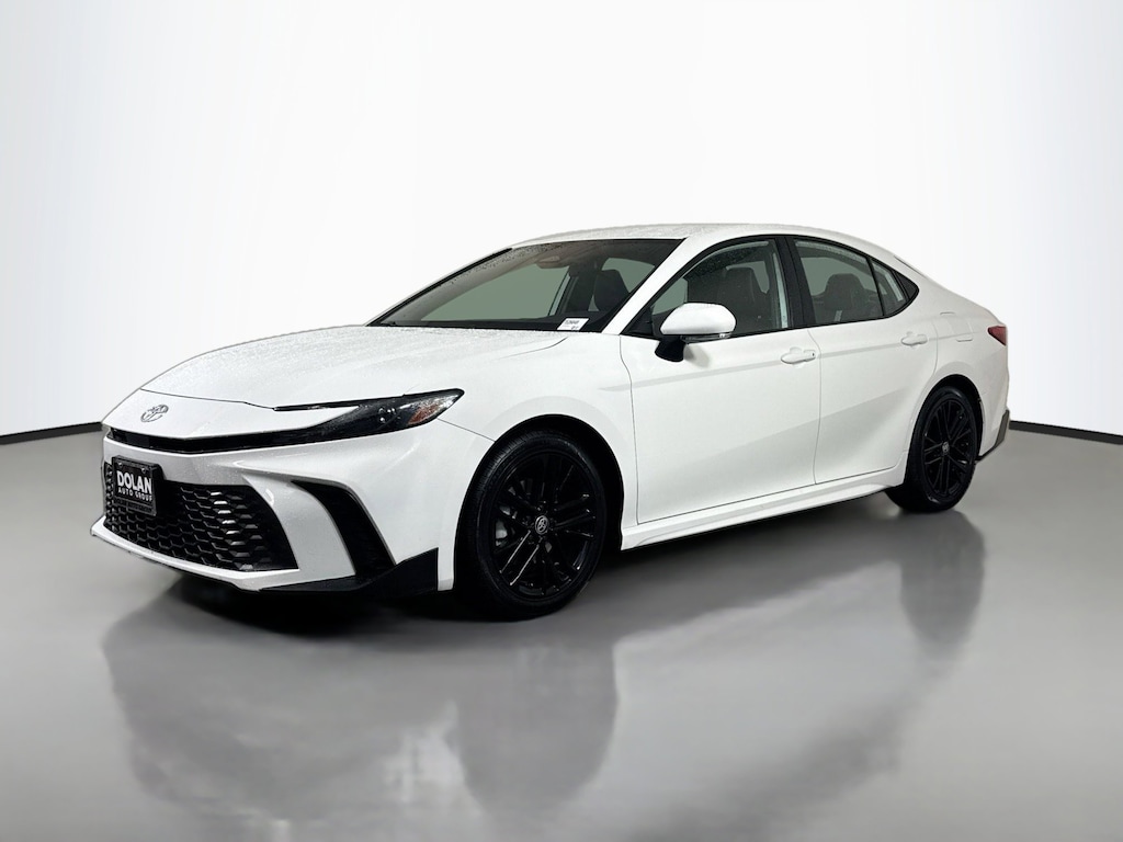 Certified 2025 Toyota Camry SE Sedan