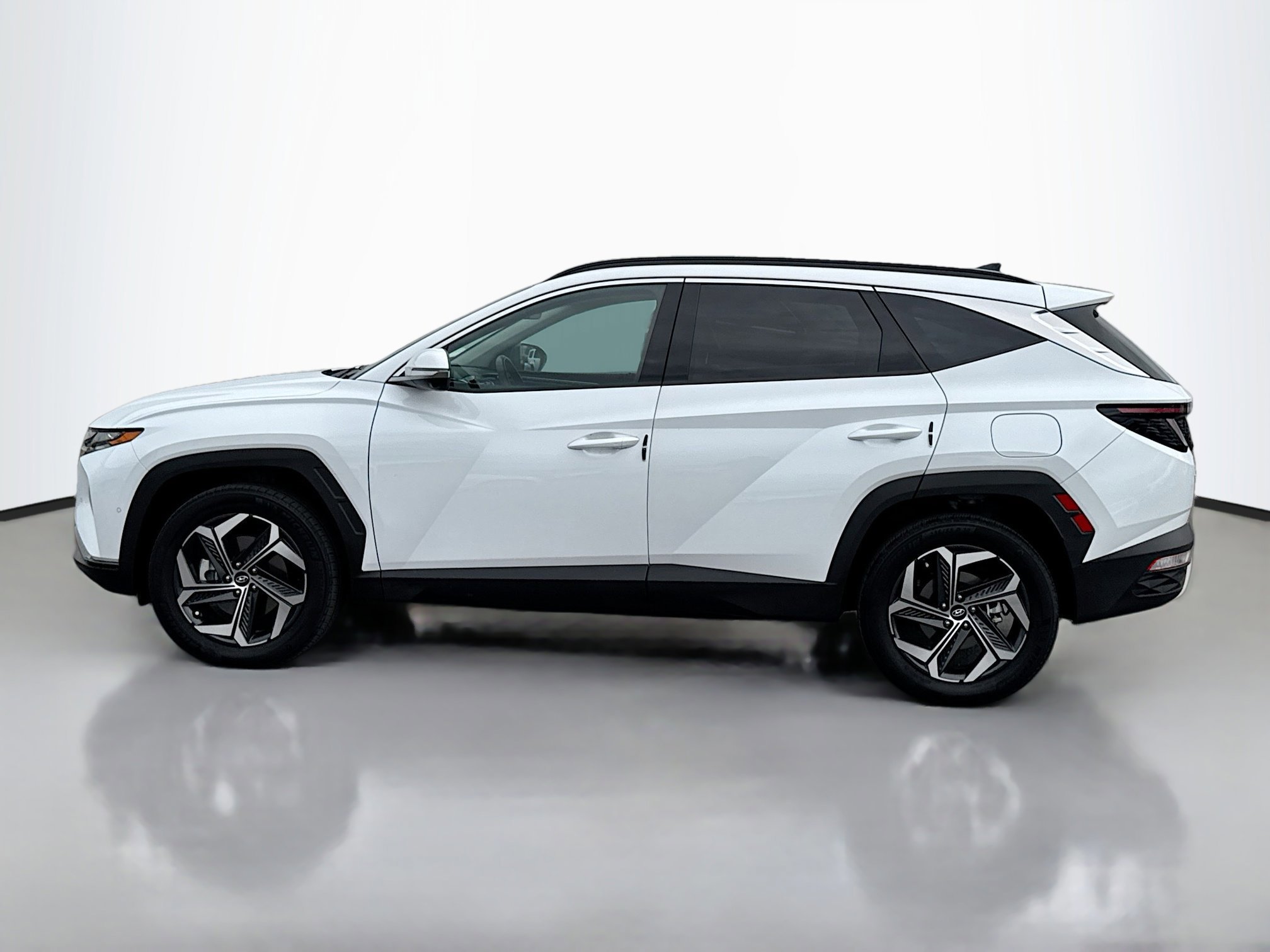 2023 Hyundai Tucson Hybrid Limited photo 2