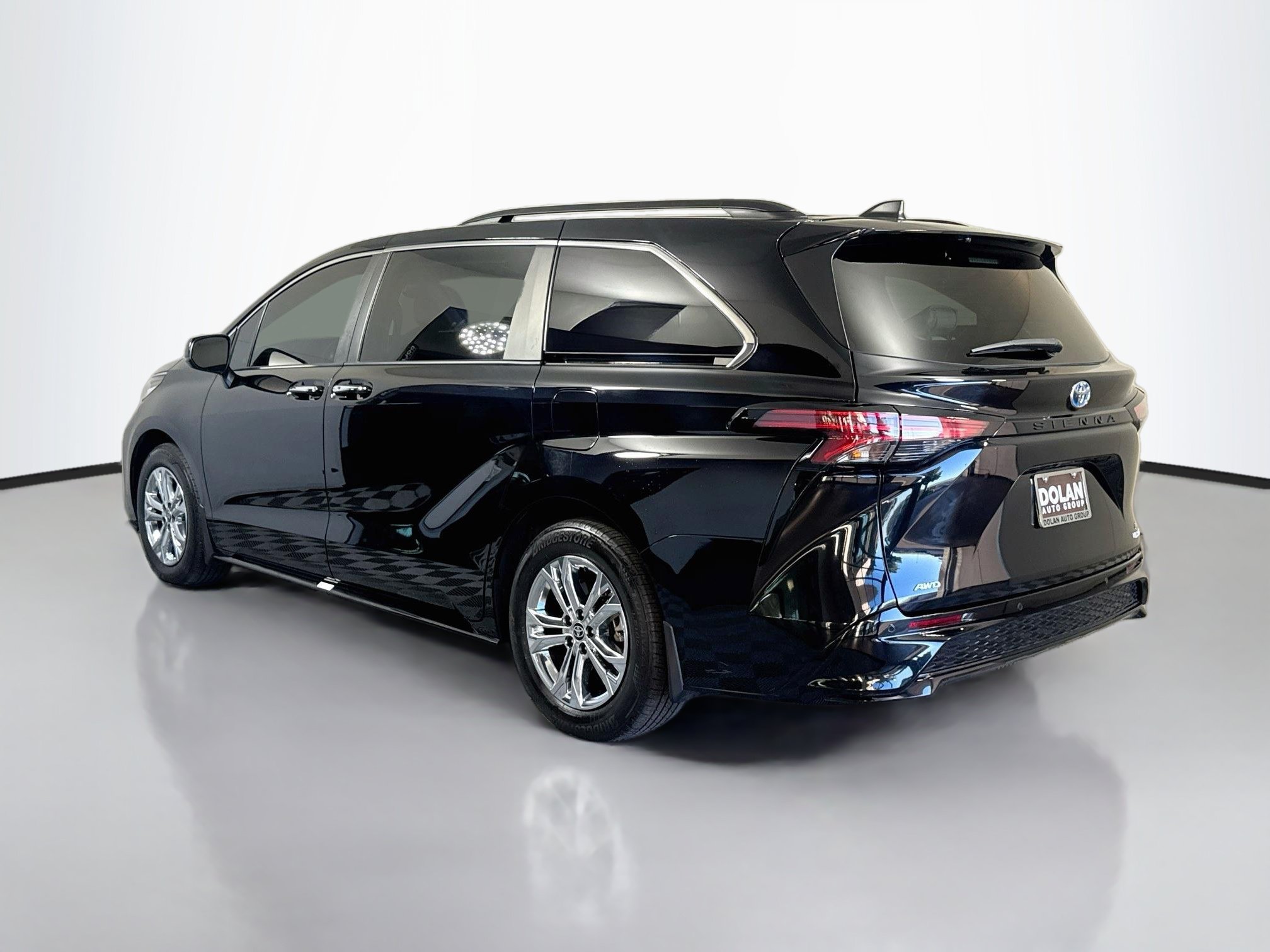 Used 2023 Toyota Sienna XSE Van Passenger Van