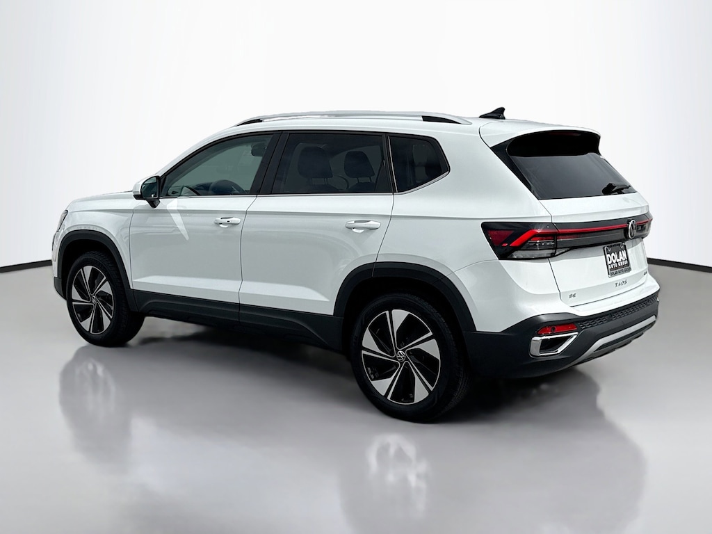 Used 2025 Volkswagen Taos 1.5T SE SUV