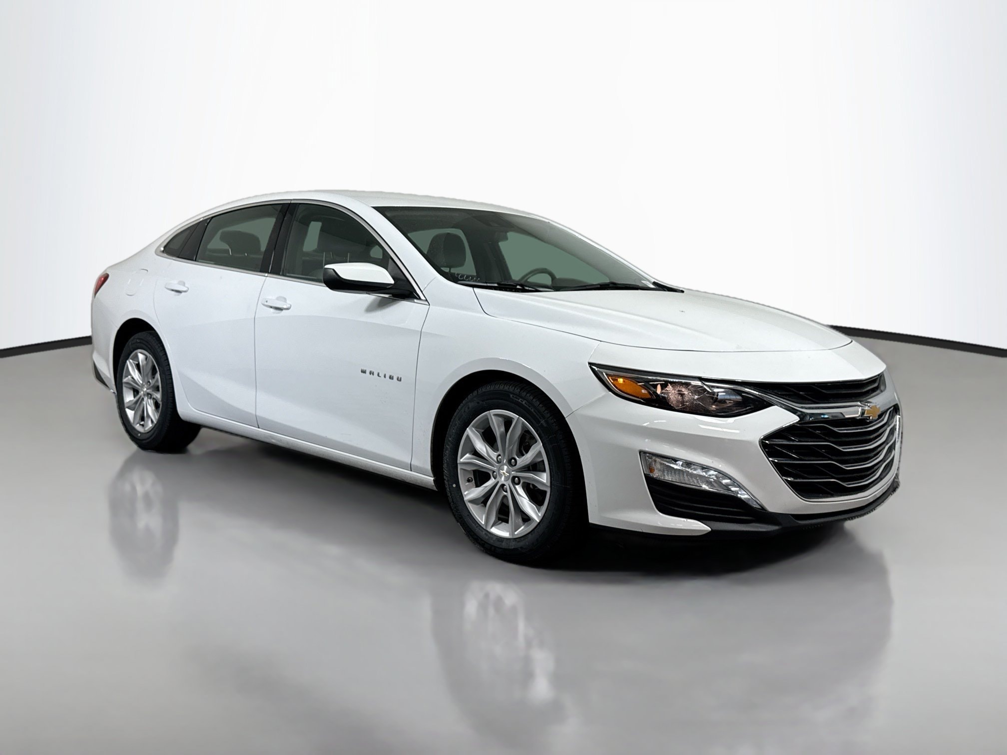 Used 2024 Chevrolet Malibu 1LT with VIN 1G1ZD5ST5RF127281 for sale in Fernley, NV