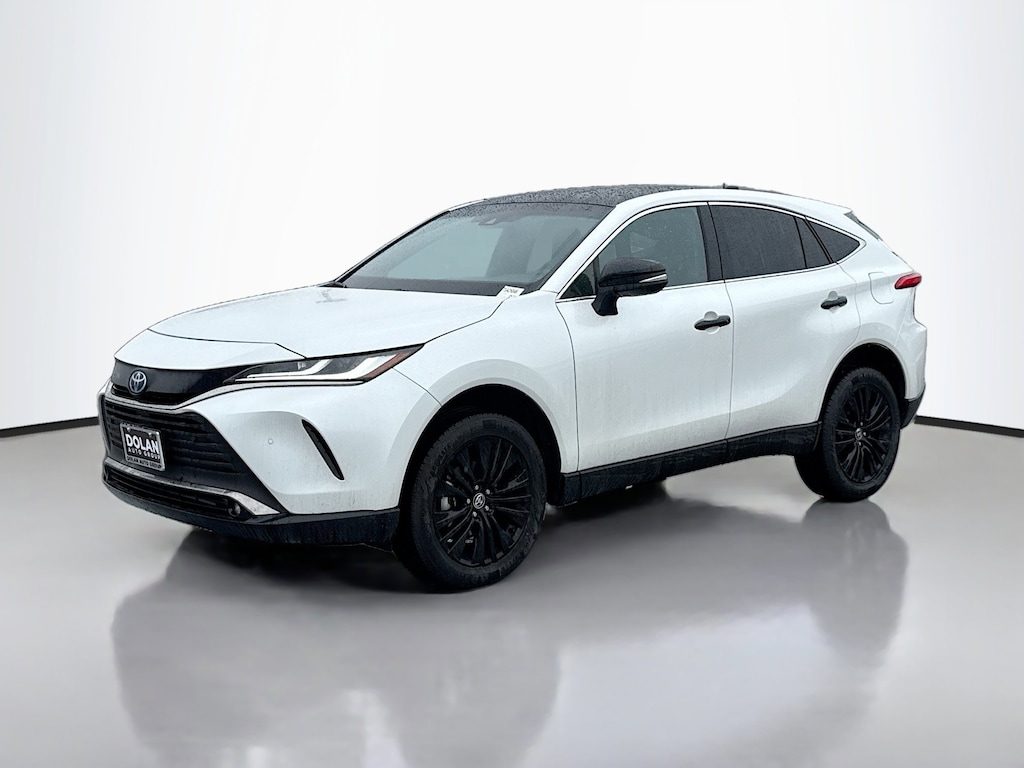 Used 2024 Toyota Venza XLE SUV