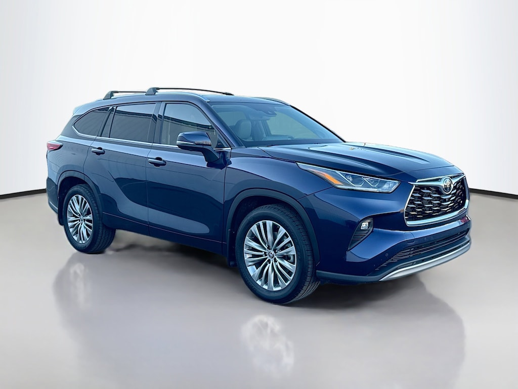 Used 2023 Toyota Highlander Platinum SUV
