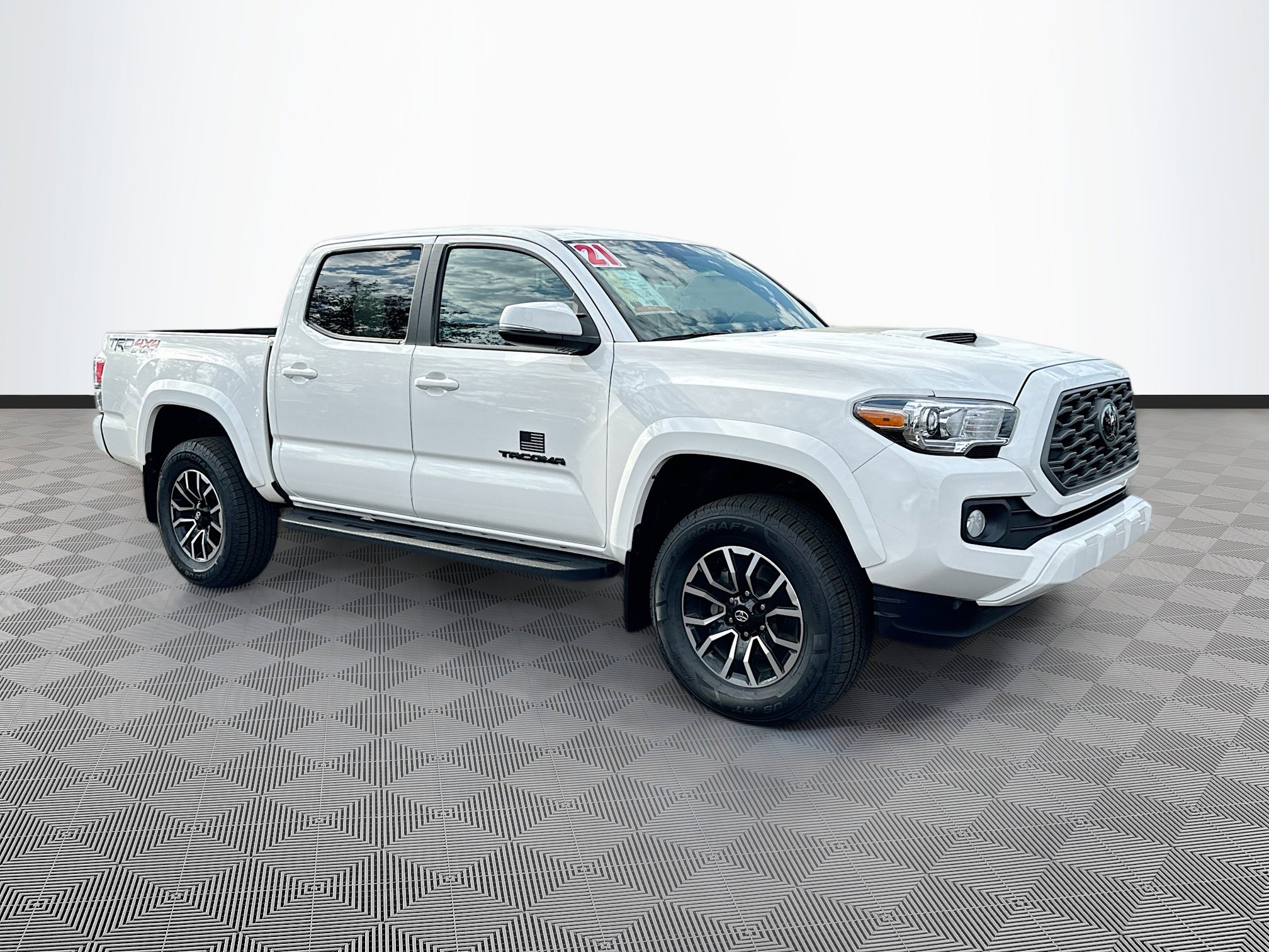 Used 2021 Toyota Tacoma TRD Sport with VIN 3TYCZ5AN2MT027699 for sale in Reno, NV