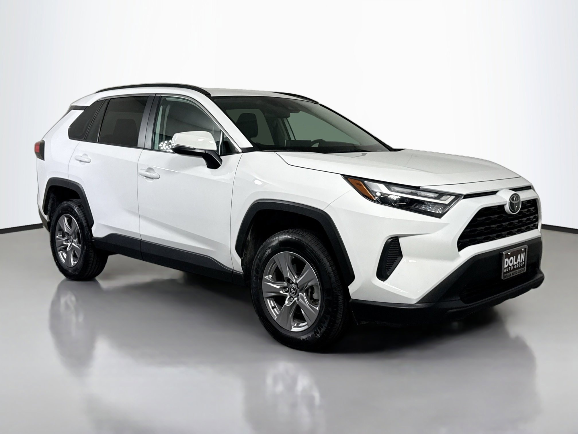 2025 Toyota RAV4 XLE AWD's photo