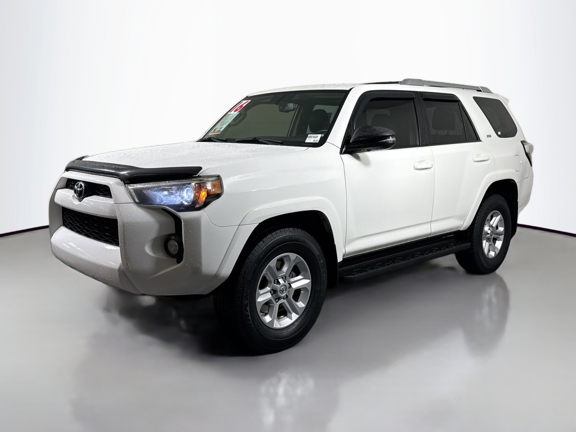 2016 Toyota 4Runner SR5 Premium photo 2