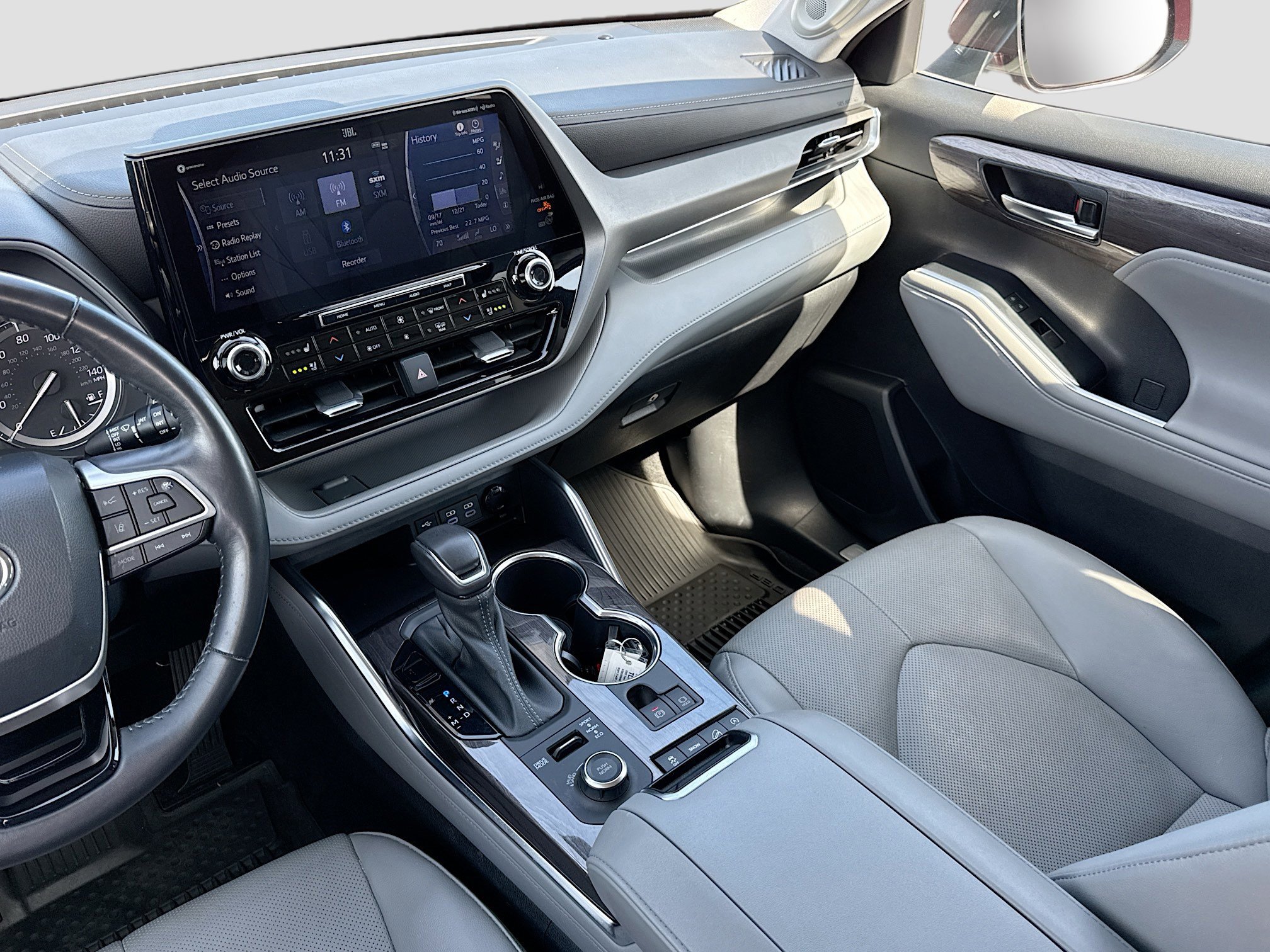 2022 Toyota Highlander Limited - Photo 15
