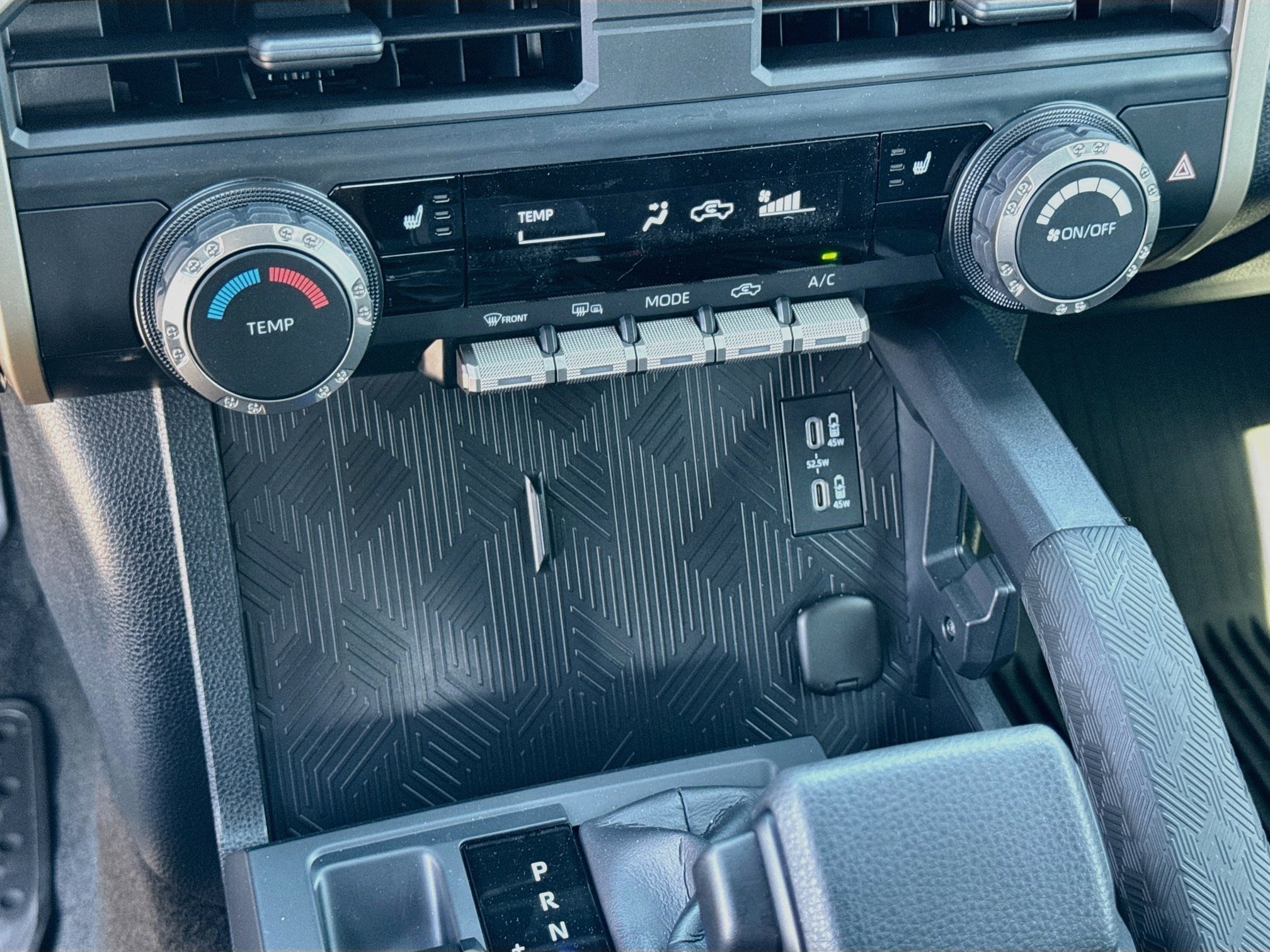 2026 Toyota Tacoma SR5 - Photo 18