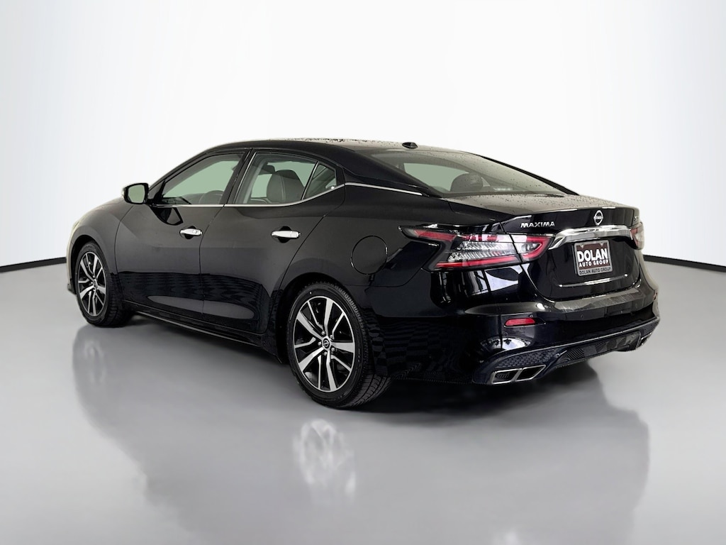 Used 2023 Nissan Maxima SV Sedan