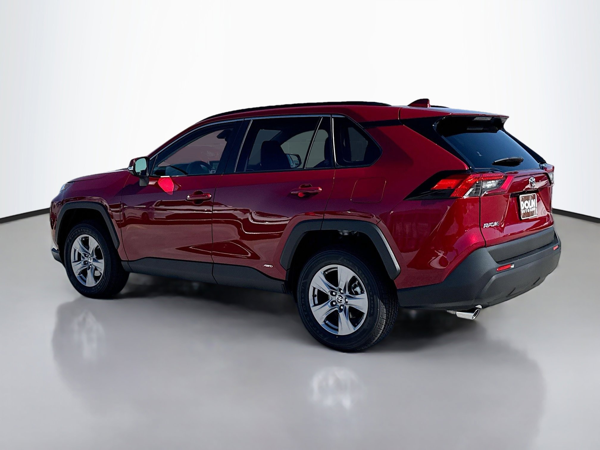 2025 Toyota RAV4 Hybrid LE photo 2