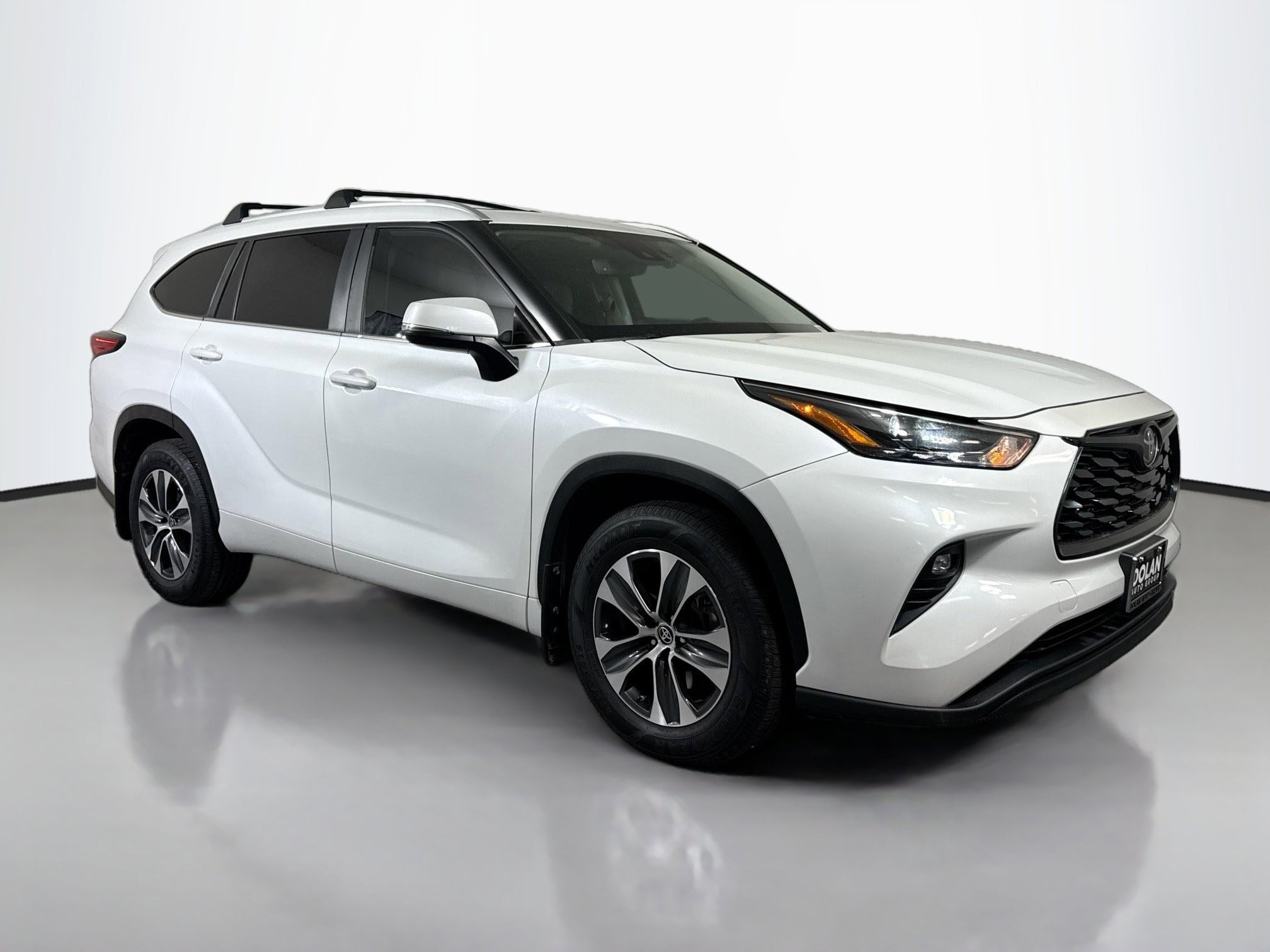2023 Toyota Highlander XLE AWD's photo