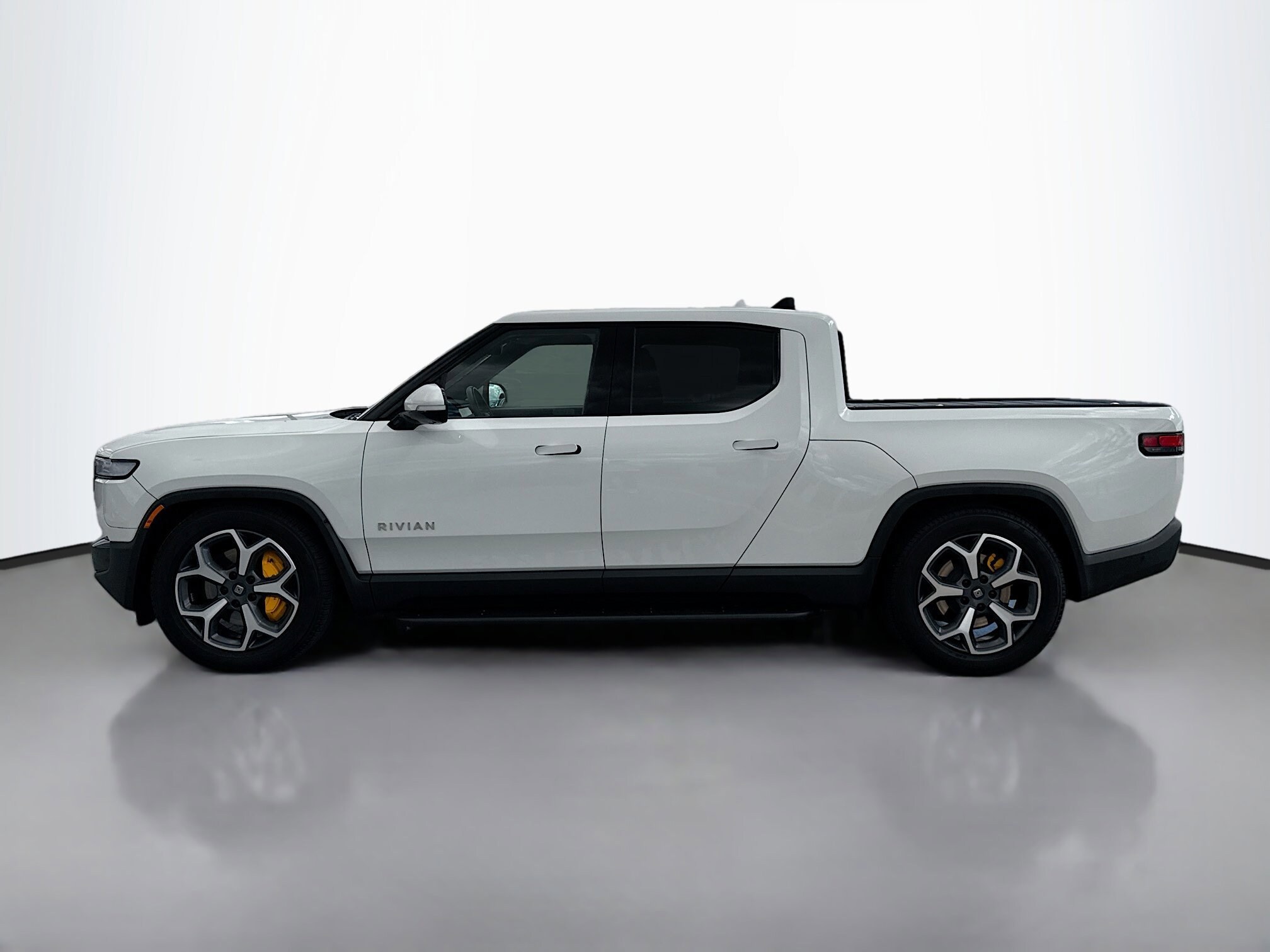 2022 Rivian R1T Launch Edition photo 2