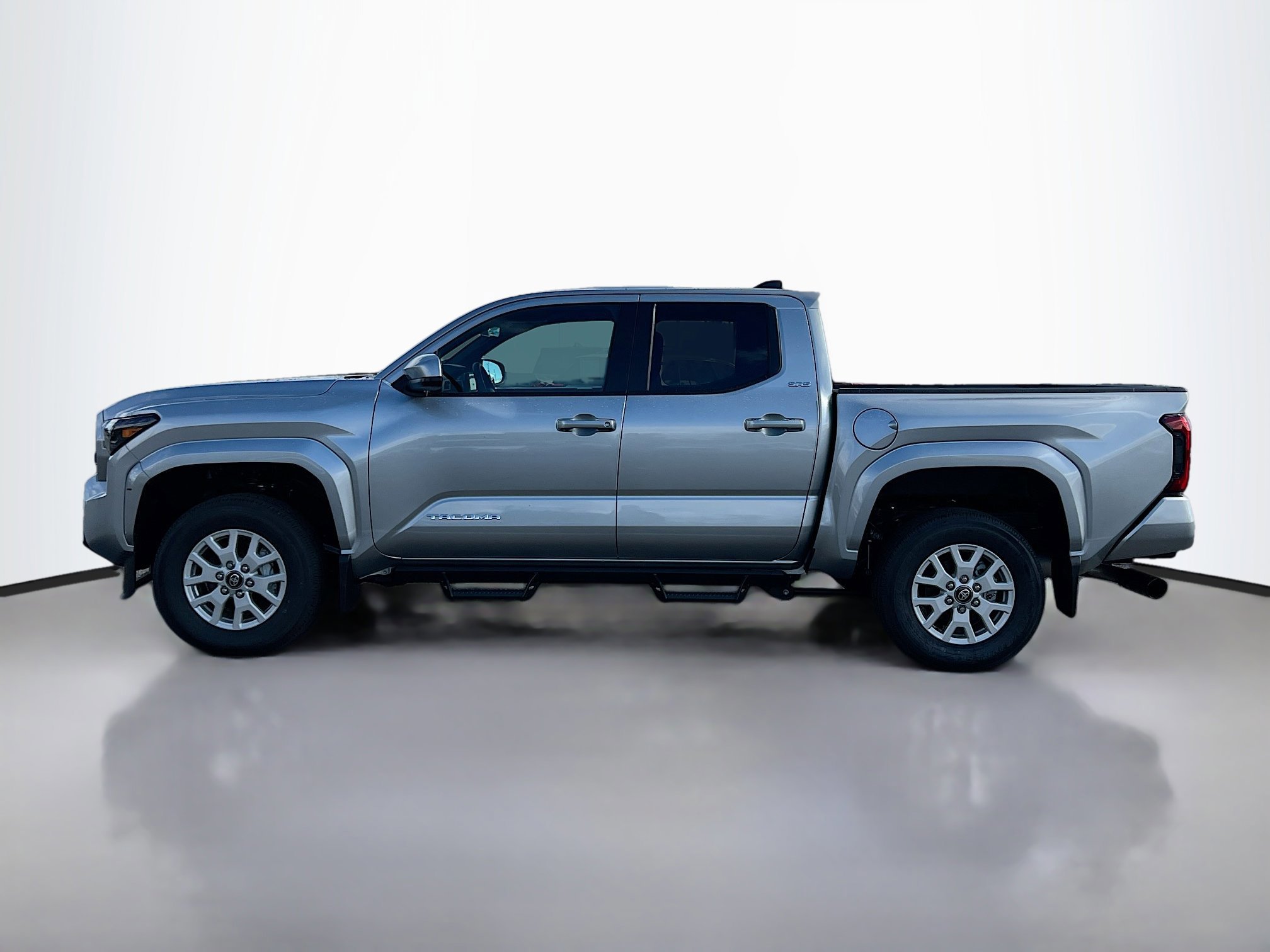 2025 Toyota Tacoma SR5 photo 2
