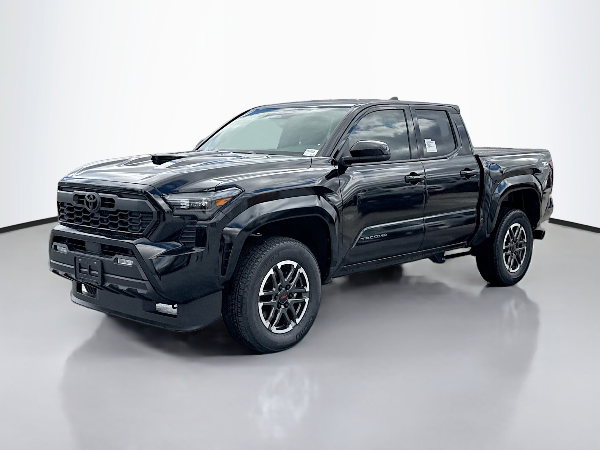 2025 Toyota Tacoma TRD Sport 4x4 Double Cab photo 2