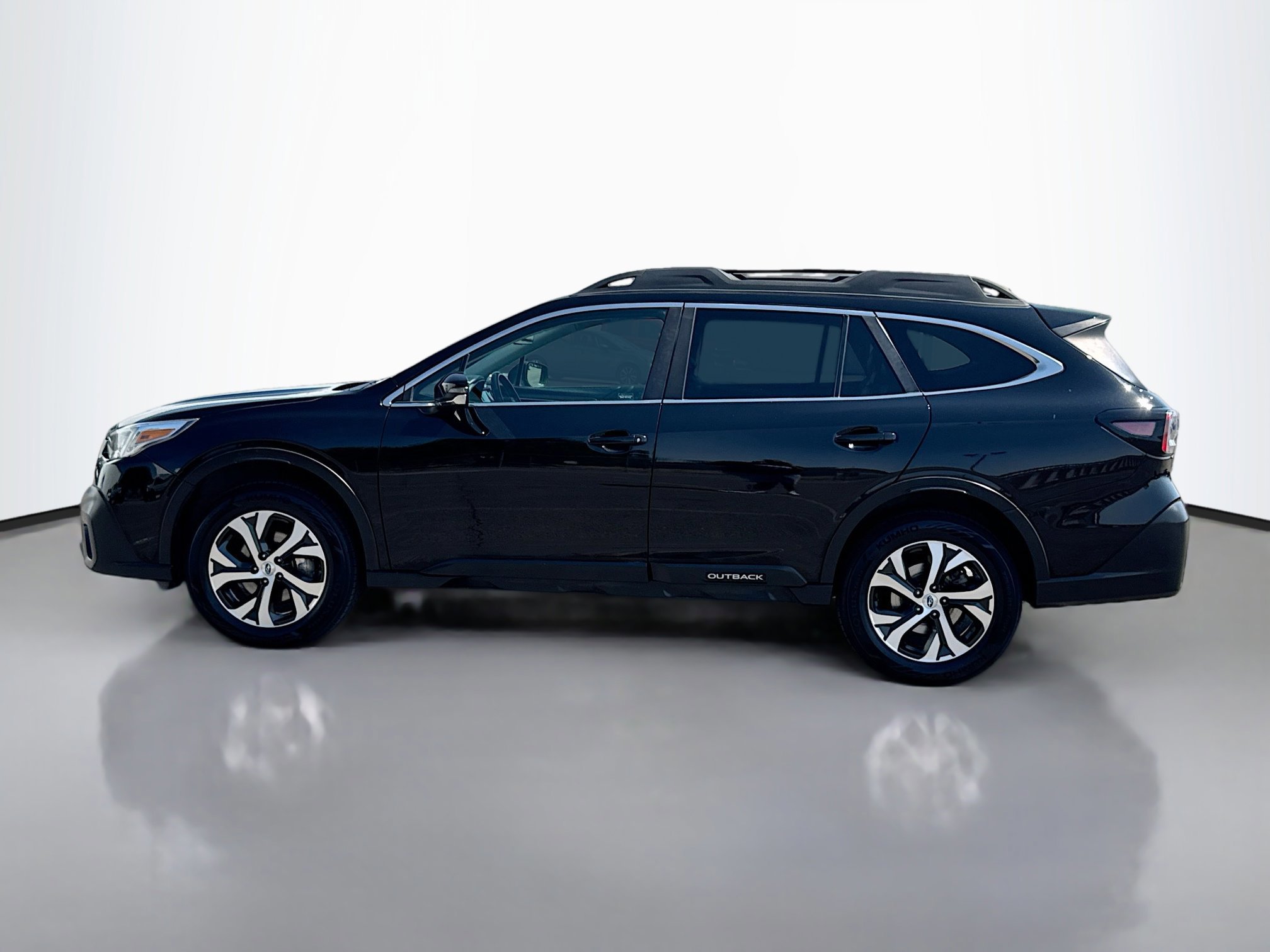 2022 Subaru Outback Limited photo 3