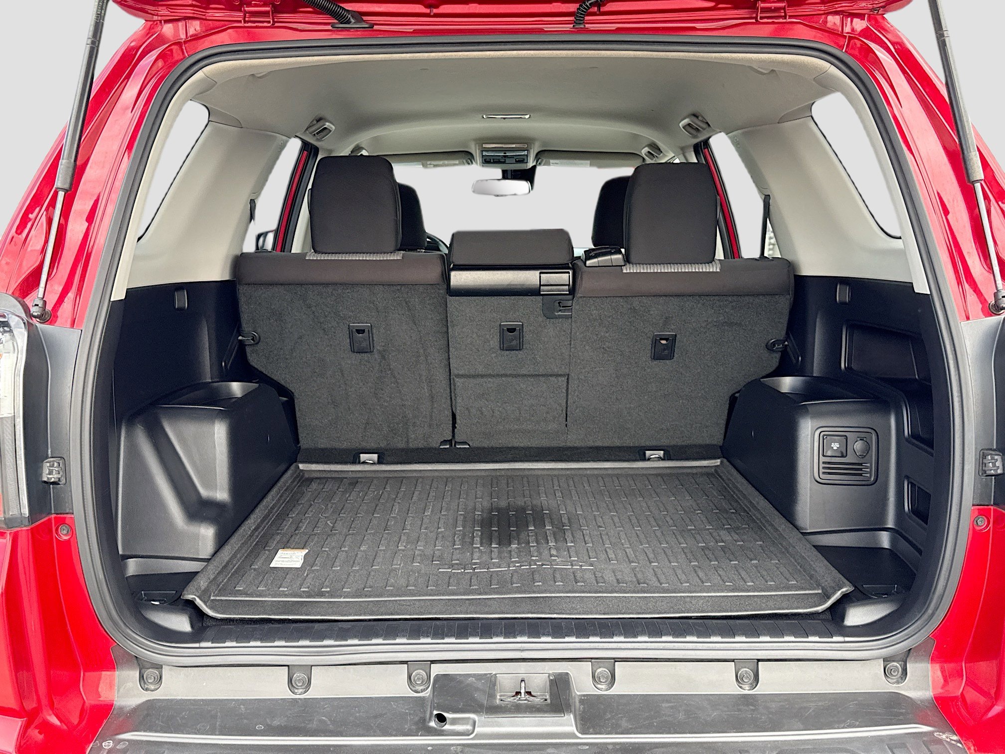 2020 Toyota 4Runner SR5 - Photo 25