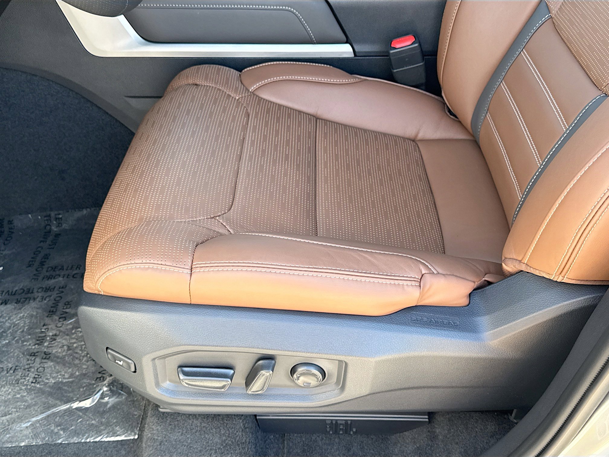 2026 Toyota Tundra 1794 Edition - Photo 36