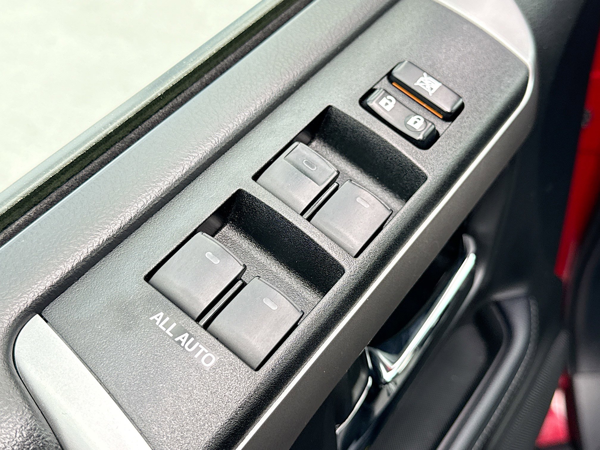 2020 Toyota 4Runner SR5 - Photo 32