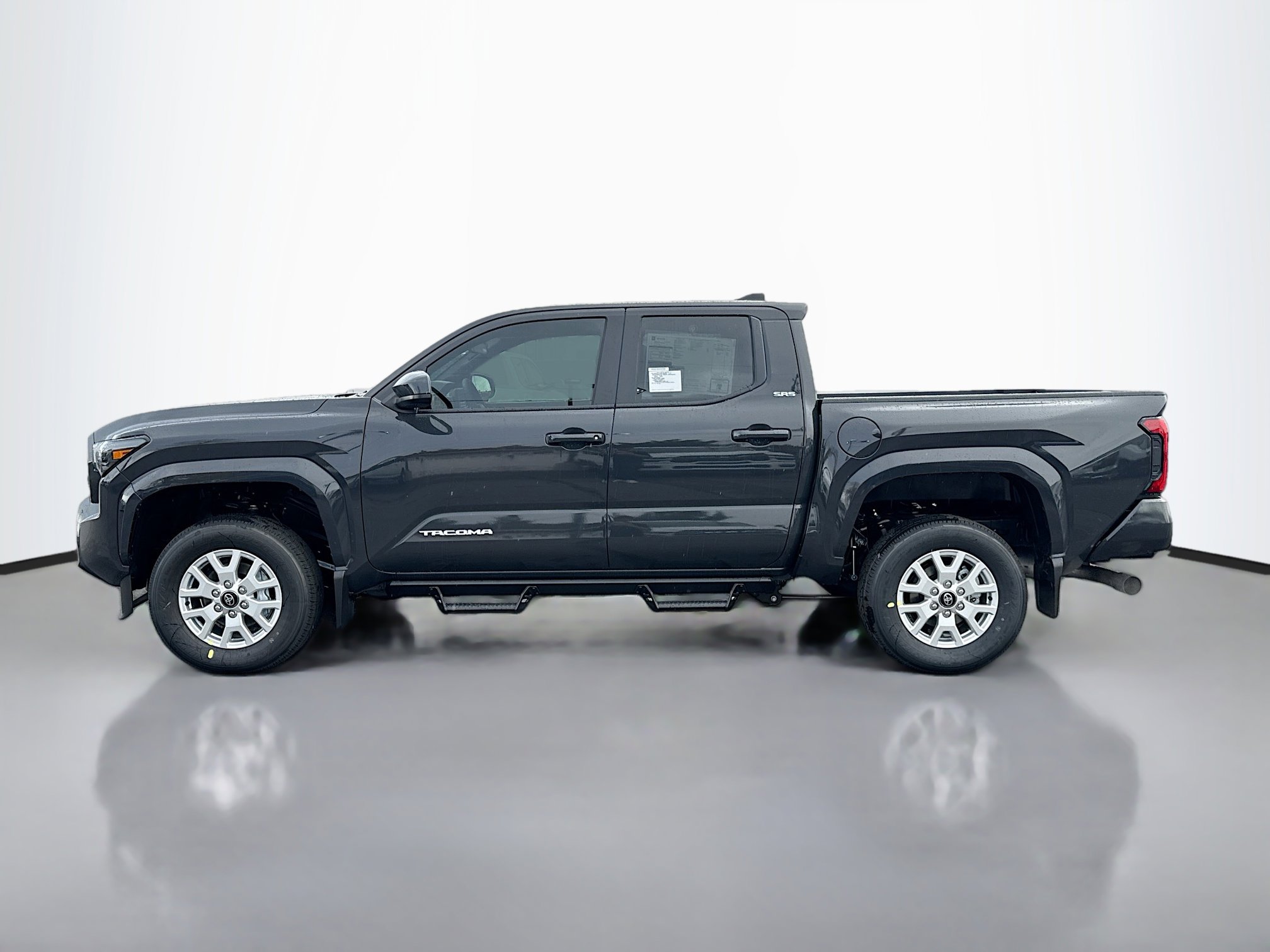2026 Toyota Tacoma SR5 photo 3