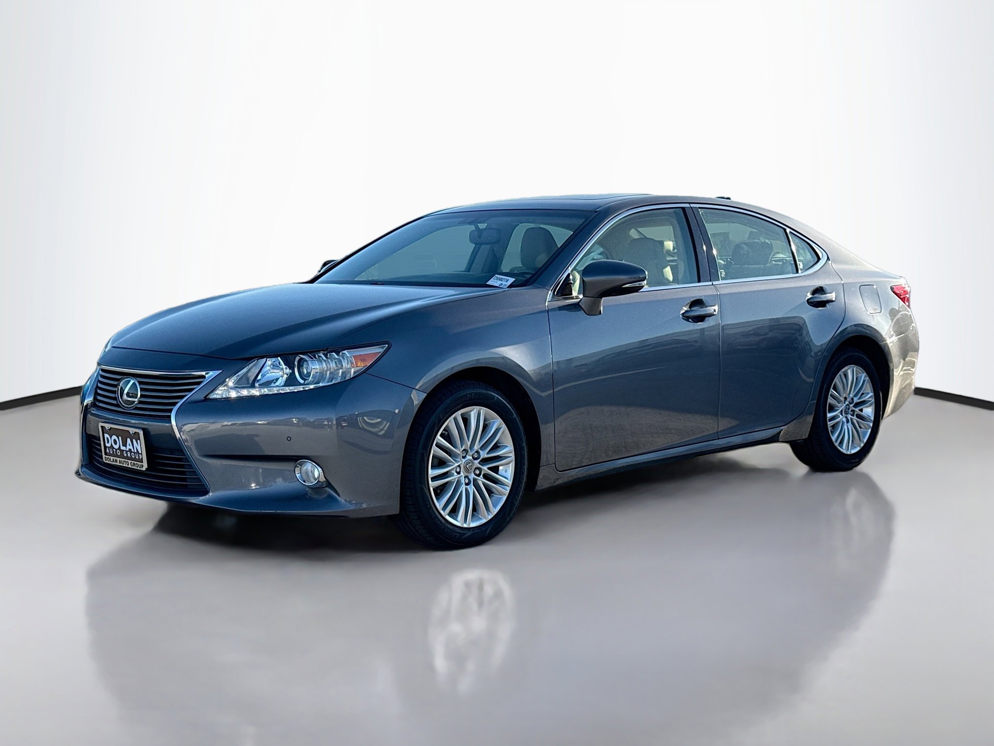 2015 Lexus ES 350 photo 2
