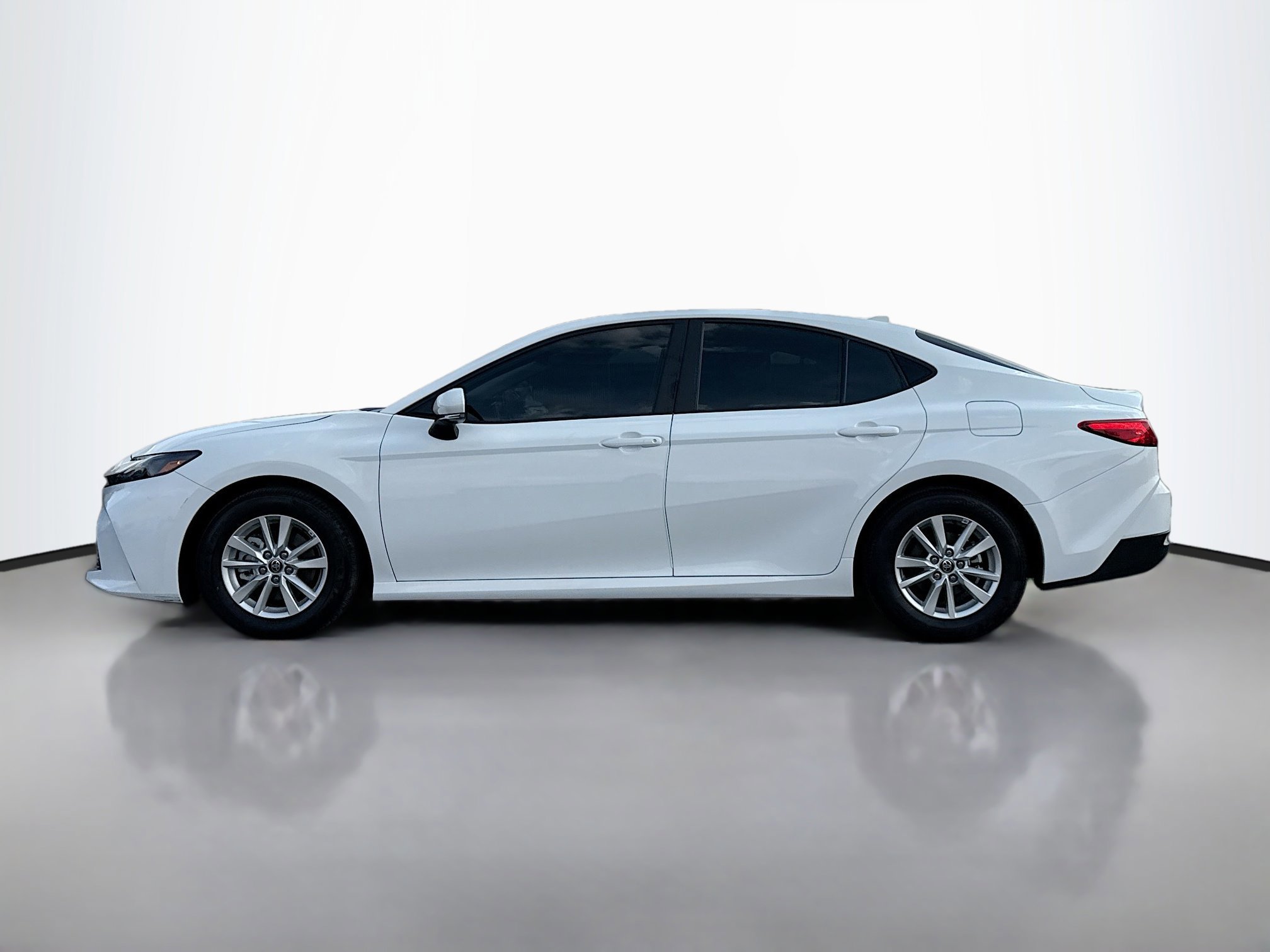 2025 Toyota Camry LE photo 2