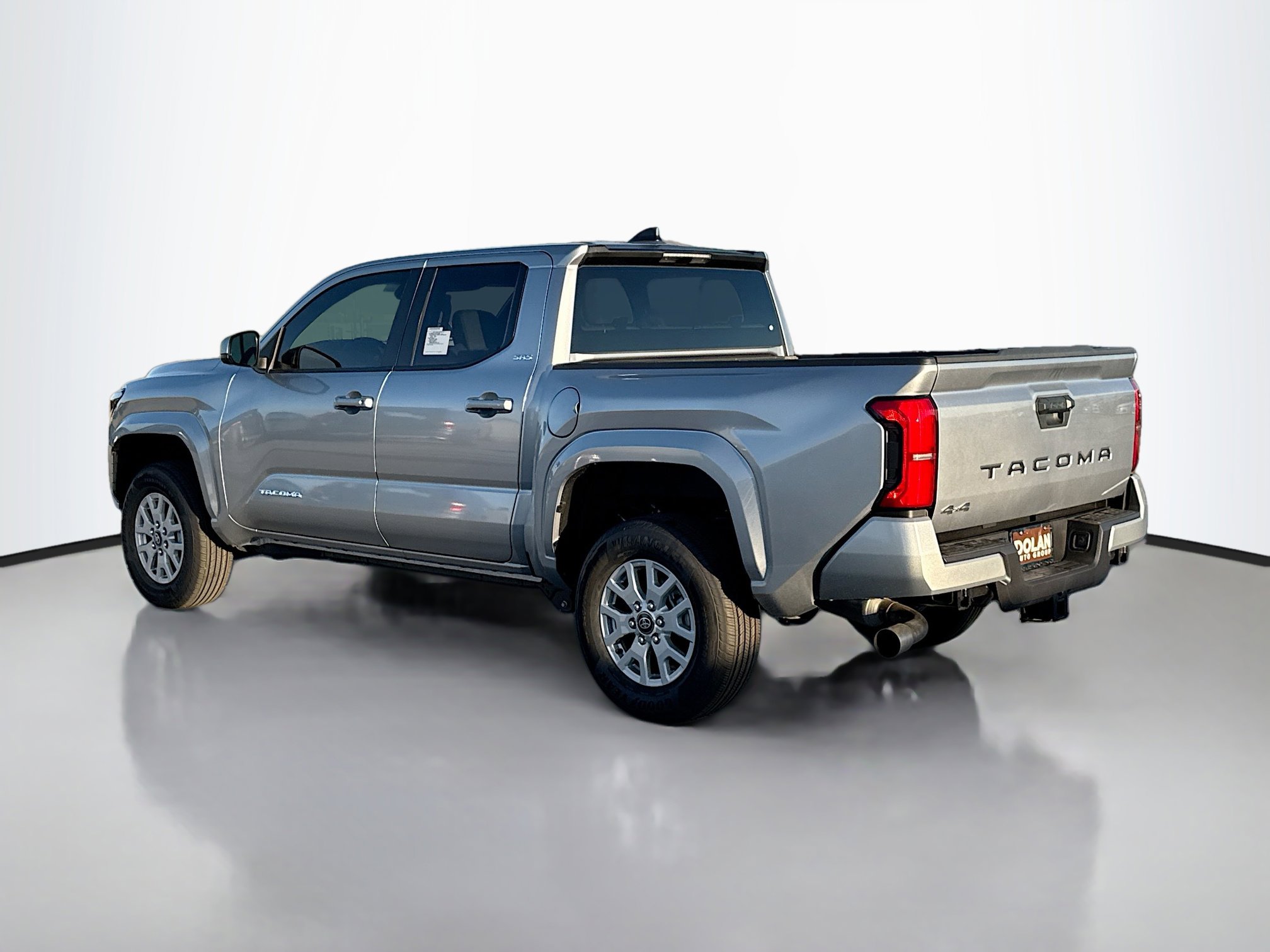 2025 Toyota Tacoma SR5 Double Cab photo 4