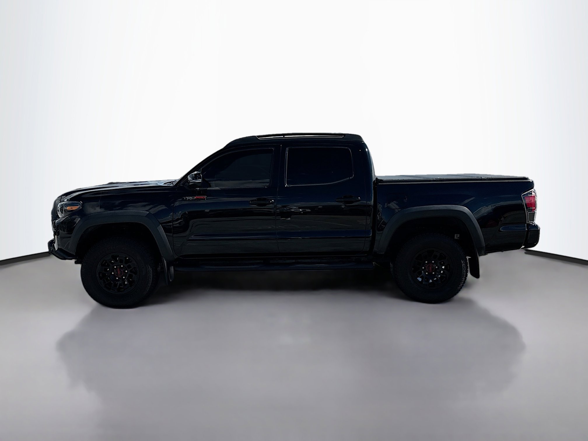 2019 Toyota Tacoma TRD Pro photo 3