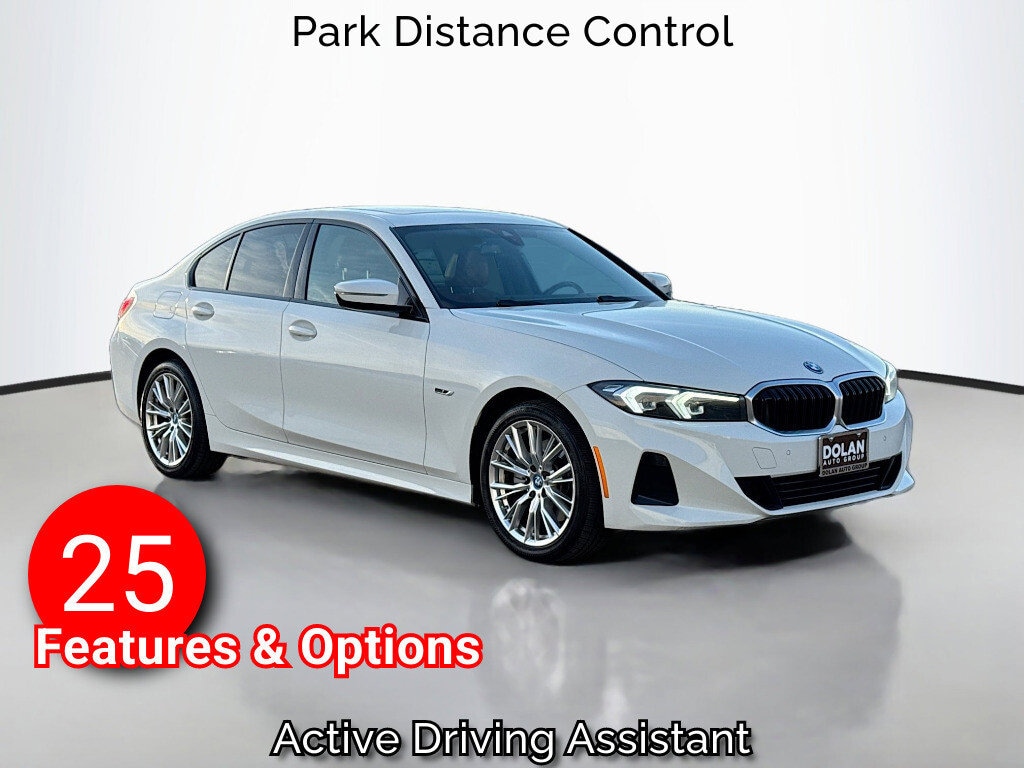 2022 BMW 5 Series M550i's photo