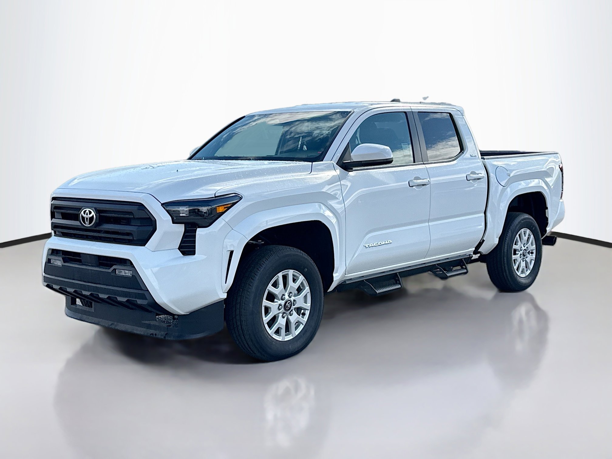 2025 Toyota Tacoma SR5 photo 2
