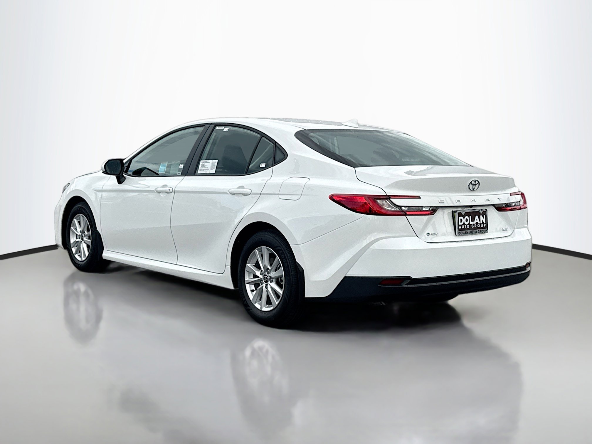 2026 Toyota Camry LE photo 4