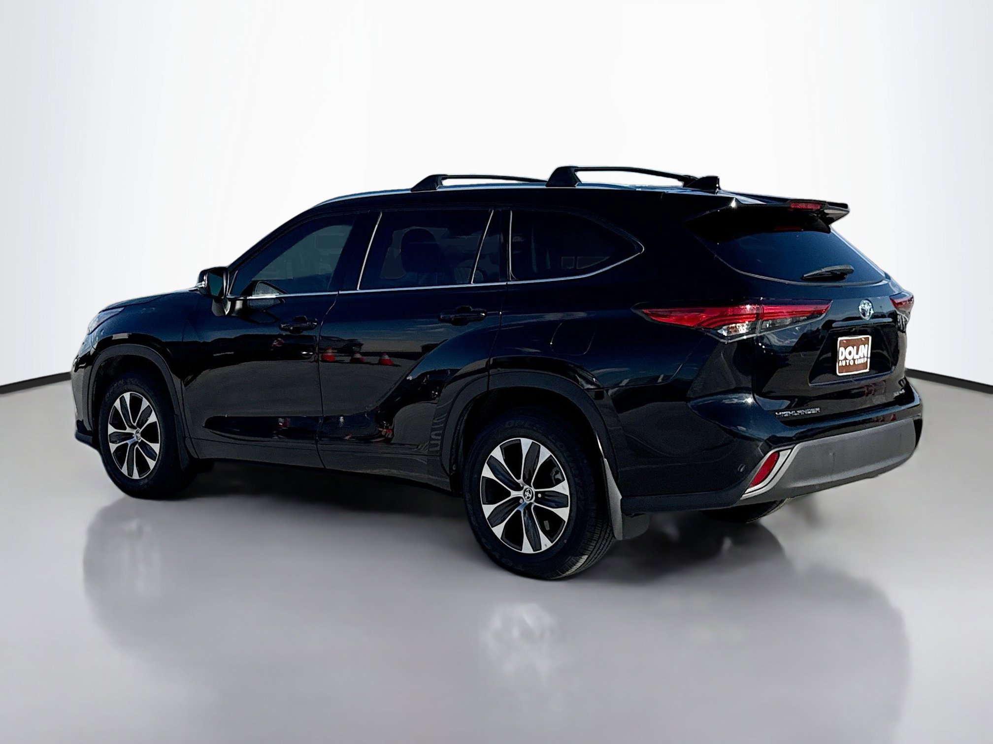 2020 Toyota Highlander XLE photo 4