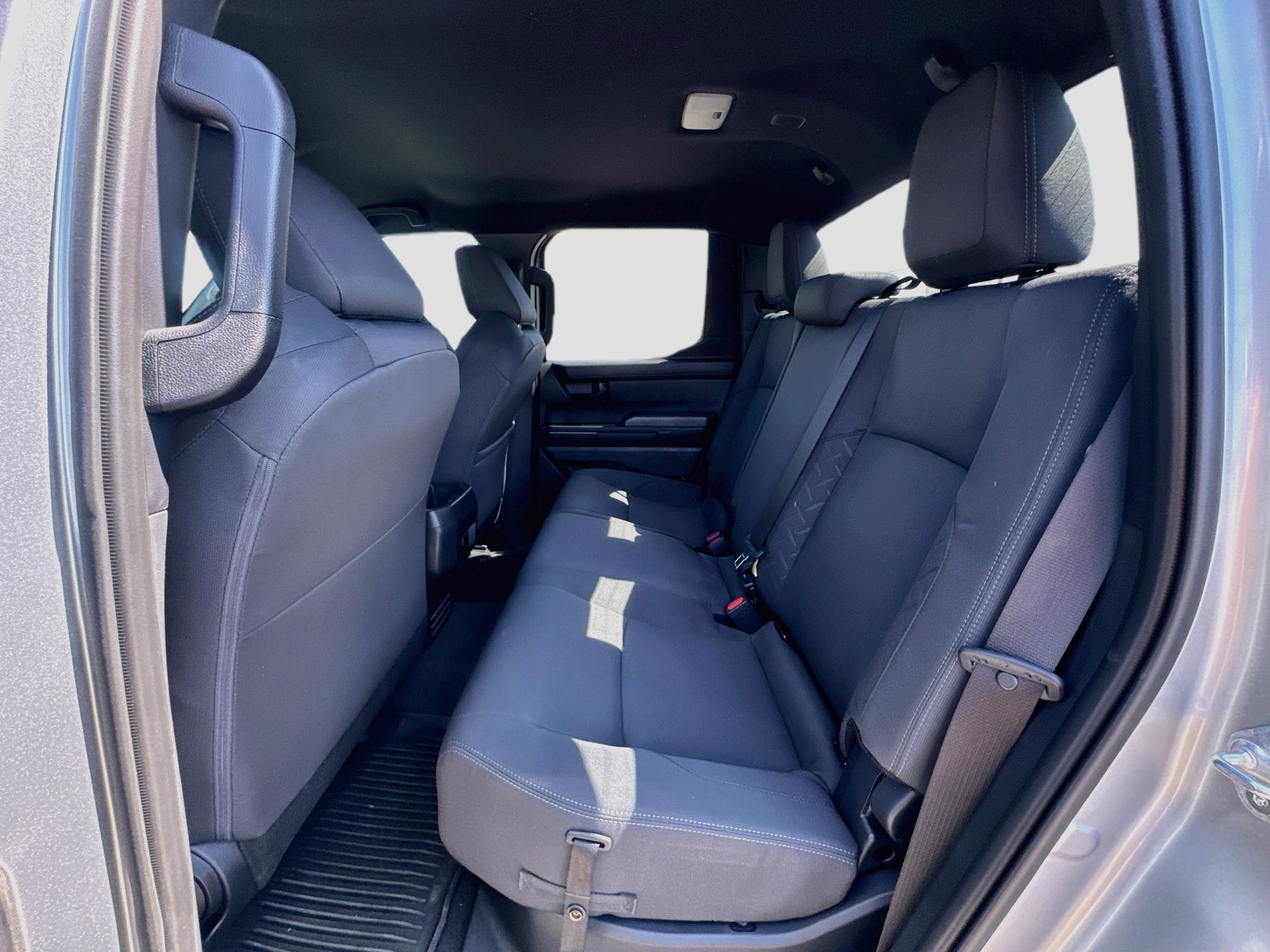 2026 Toyota Tacoma SR5 - Photo 9
