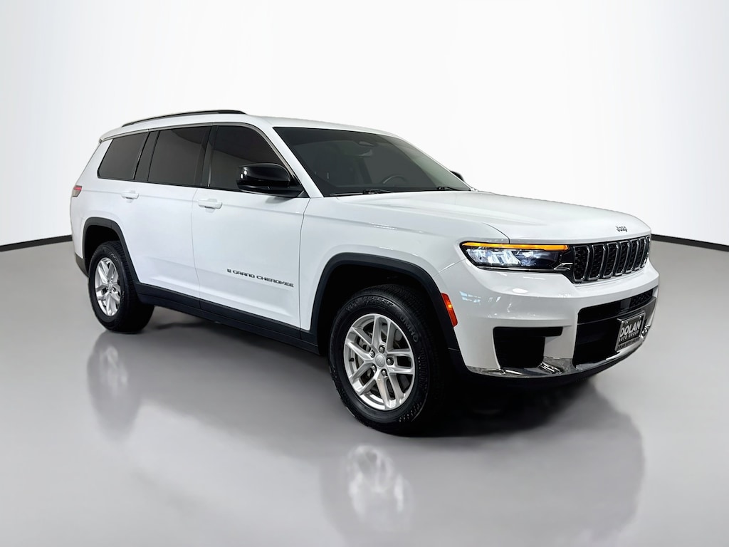 Used 2022 Jeep Grand Cherokee L Laredo SUV