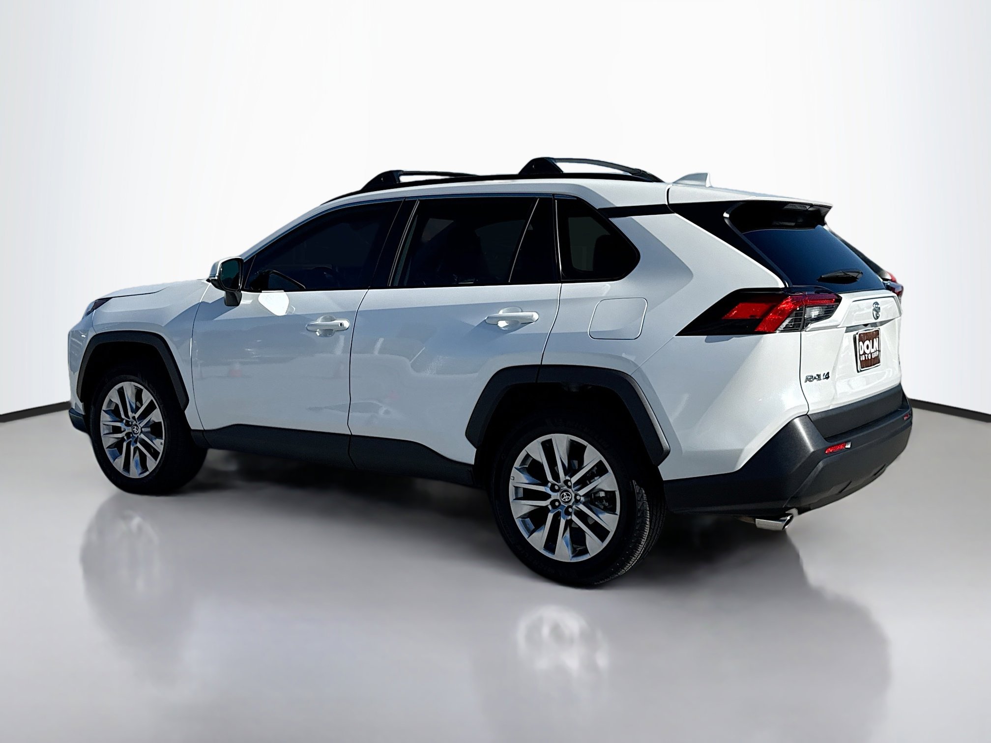 2024 Toyota RAV4 XLE Premium photo 4