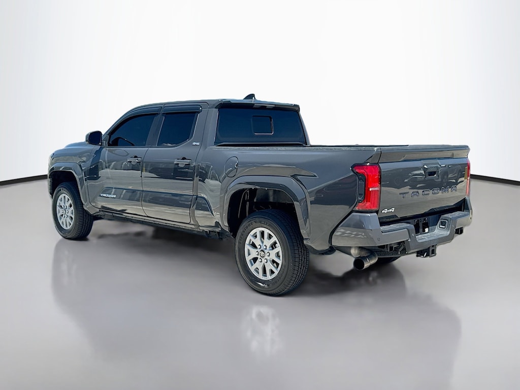 Used 2025 Toyota Tacoma SR5 Truck Double Cab
