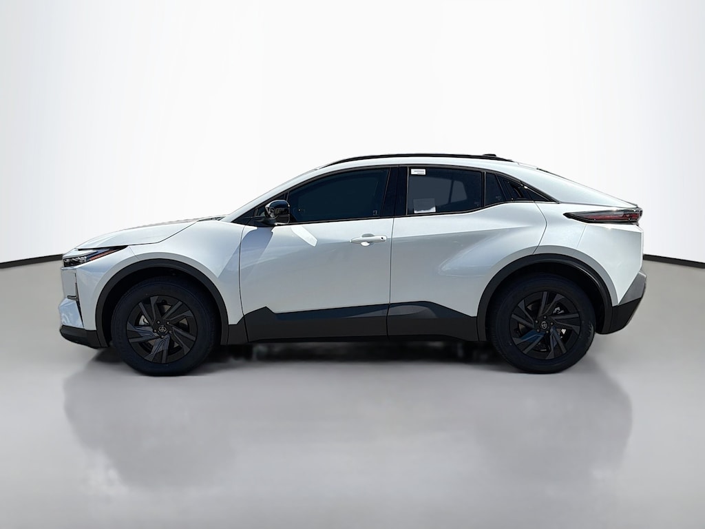 New 2026 Toyota C-HR SE SUV