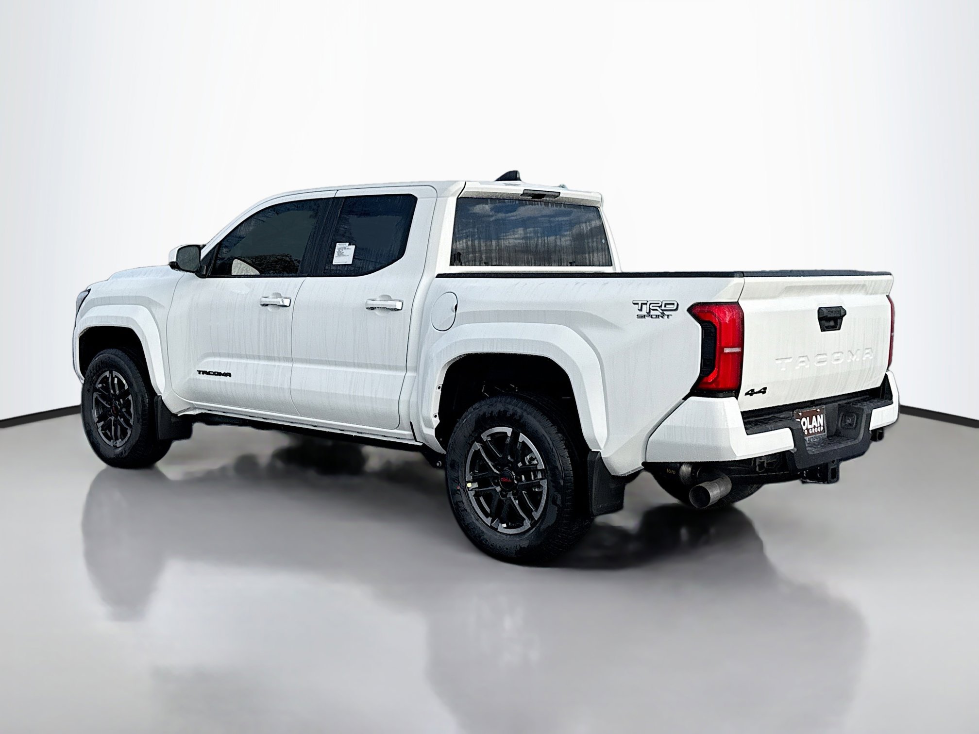 2026 Toyota Tacoma TRD Sport photo 4